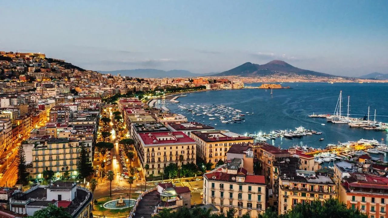 Appartamento Bolivar Naples 0*,  Italy